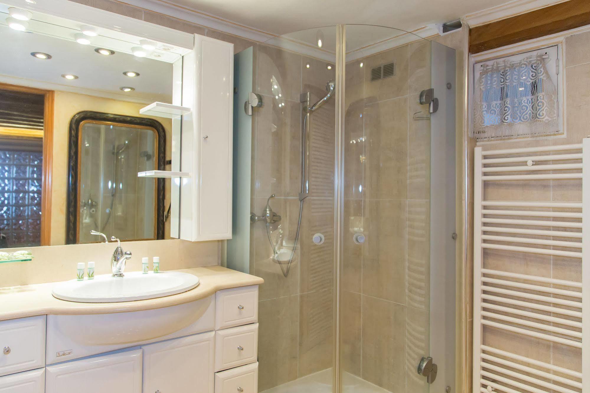 Saint Germain Des Pres Apartment Paris Ngoại thất bức ảnh